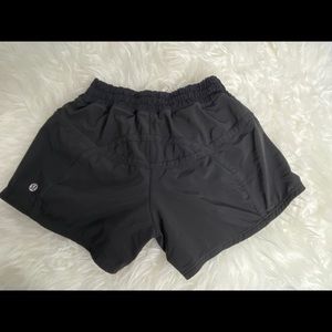 lululemon athletica Shorts - Lululemon Tracker Short II Black Shorts Size 4 lululemon athletica Shorts - Lululemon Tracker Short II Black Shorts Size 4